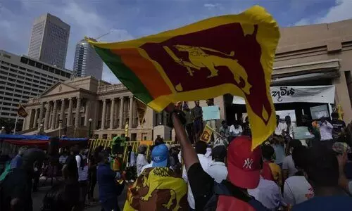 സാമ്പത്തിക പ്രതിസന്ധി: തെറ്റുപറ്റിയെന്ന് സമ്മതിച്ച് ശ്രീലങ്കൻ പ്രസിഡന്റ് ഗോതബയ രാജപക്സെ സാമ്പത്തിക പ്രതിസന്ധി: തെറ്റുപറ്റിയെന്ന് സമ്മതിച്ച് ശ്രീലങ്കൻ പ്രസിഡന്റ് ഗോതബയ രാജപക്സെ