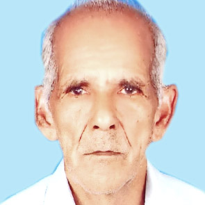 ചെ​ക്കു നാ​യ​ർ