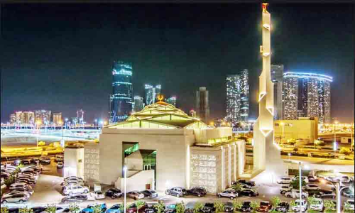 ആത്മീയാനുഭൂതിയുടെ മനോഹര നിര്‍മിതി; അബൂദബി അല്‍ അസീസ് മോസ്‌ക്ക്