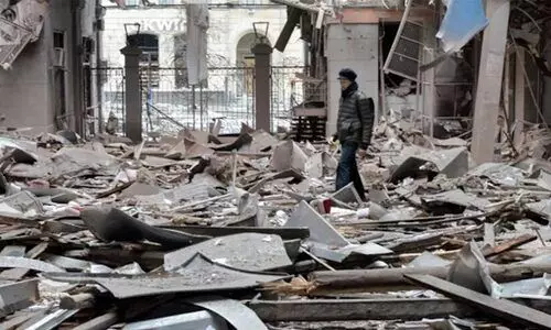 ഖാർകിവിൽ റഷ്യൻ സേന നടത്തിയ ഷെല്ലാക്രമണത്തിൽ എട്ട് പേർ കൊല്ലപ്പെട്ടു; 21 പേർക്ക് പരിക്ക്