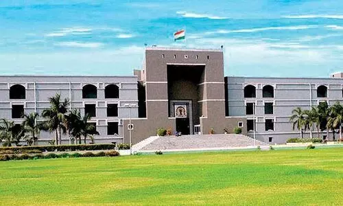 വിവാഹിതൻ യുവതിയോടൊപ്പം ഒളിച്ചോടി: അന്വേഷണ ചെലവിന്‍റെ 50 ശതമാനം നൽകണമെന്ന് കോടതി