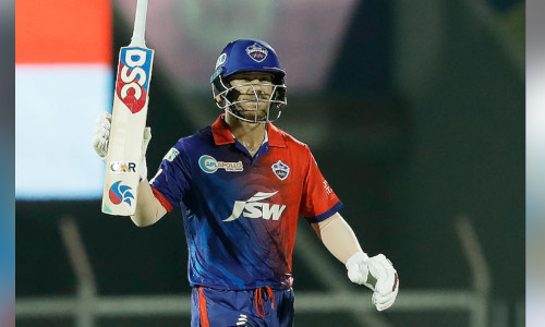 വാർണർ (60) പൃഥ്വി ഷാ (40) വെടിക്കെട്ട്; ഡൽഹിക്ക് ഒമ്പതു വിക്കറ്റ് ജയം