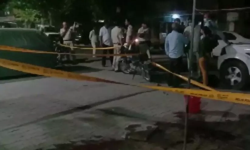 ഡൽഹിയിൽ ബി.ജെ.പി പ്രവർത്തകന് വെടിയേറ്റ് മരിച്ചു ഡൽഹിയിൽ ബി.ജെ.പി പ്രവർത്തകന് വെടിയേറ്റ് മരിച്ചു