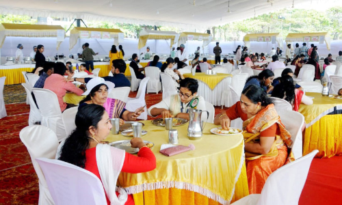 കൗതുകവും അറിവും നിറച്ച് ബീച്ചിലെ പ്രദർശന-വിപണന മേള