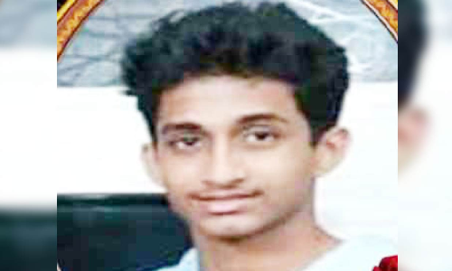 പതിനാലുകാരൻ വീട്ടിനകത്ത് തൂങ്ങിമരിച്ച നിലയിൽ; മൊബൈൽ ഫോൺ വില്ലനായെന്ന് സംശയം