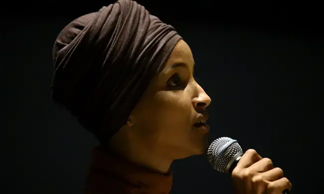 തീവ്ര ഹിന്ദുത്വ വിമർശകയായ യു.എസ് കോൺഗ്രസ് അംഗം ഇൽഹാൻ ഉമറിന്റെ പാക് അധീന കശ്മീർ സന്ദർശനത്തിനെതിരെ ഇന്ത്യ