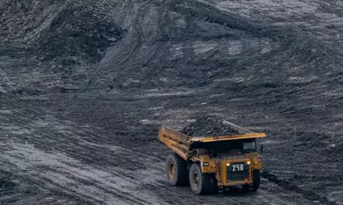 രാജ്യം വീണ്ടും കൽക്കരി ക്ഷാമത്തിലേക്ക്; വിവിധ സംസ്ഥാനങ്ങളിൽ പവർ കട്ട്