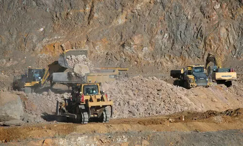 ഹുഫൈറത്ത് നിസാഹിലെ ചുണ്ണാമ്പുകല്ല് ഖനനത്തിന്​ ലേലം