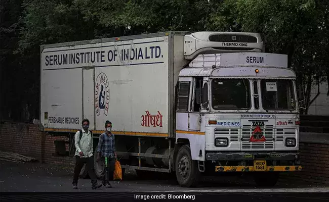 ലക്ഷക്കണക്കിന് ഡോസ് കെട്ടിക്കിടക്കുന്നു; വാക്സിൻ ഉൽപാദനം നിർത്തി സെറം ഇൻസ്റ്റിറ്റ്യൂട്ട്