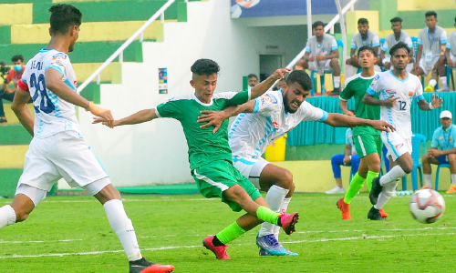 അ​ടി, തി​രി​ച്ച​ടി; ഒ​ടു​വി​ല്‍ ബം​ഗാ​ളി​ന് ജ​യം