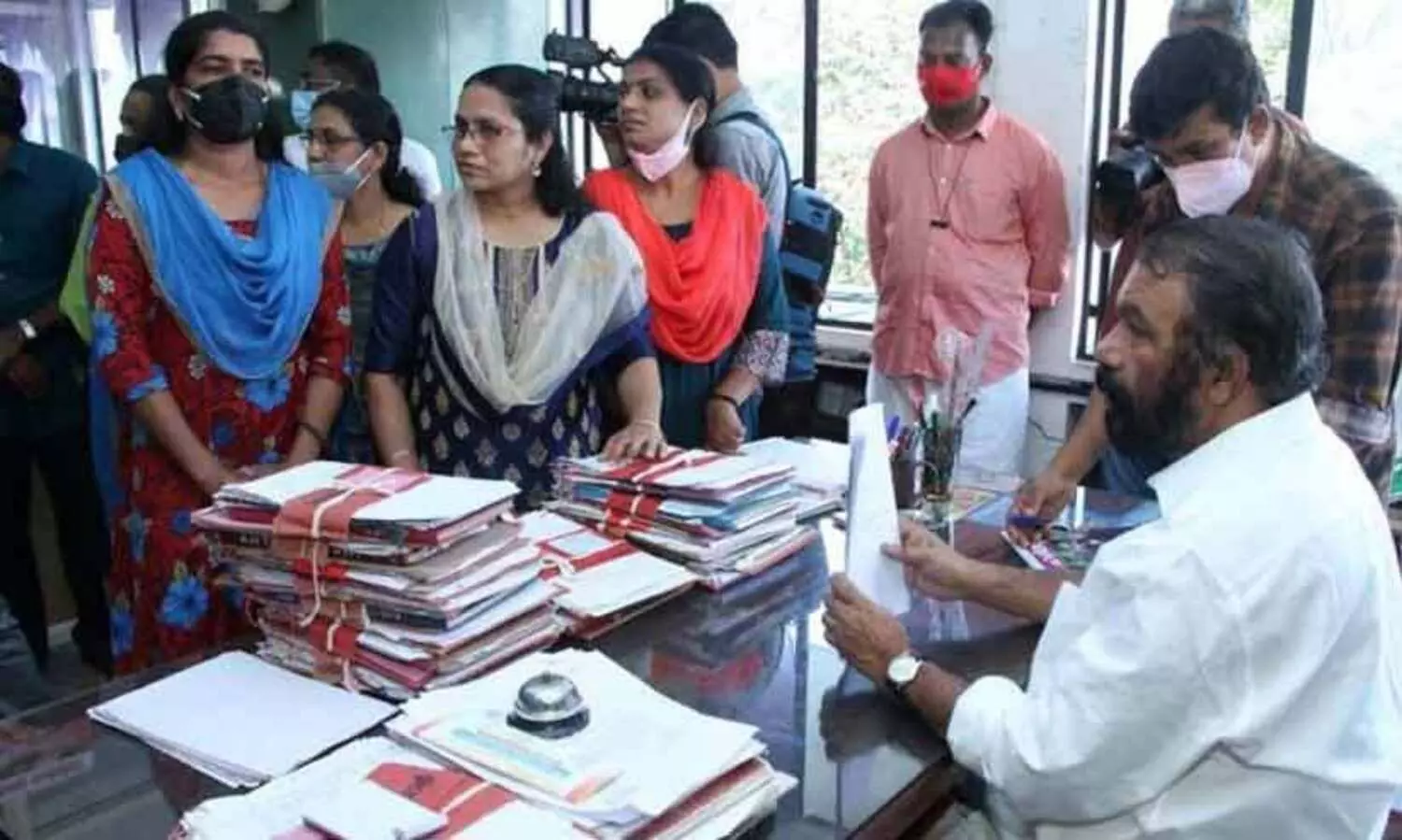 Ministers inspection at the Higher Secondary Regional Office