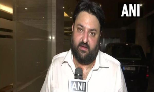 മഹാരാഷ്ട്ര മുഖ്യമന്ത്രിയും ശിവസേനയും തന്നെ തല്ലിക്കൊല്ലാൻ നോക്കുന്നെന്ന് ബി.ജെ.പി നേതാവ് മഹാരാഷ്ട്ര മുഖ്യമന്ത്രിയും ശിവസേനയും തന്നെ തല്ലിക്കൊല്ലാൻ നോക്കുന്നെന്ന് ബി.ജെ.പി നേതാവ്