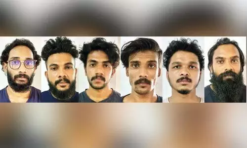 ആയുധങ്ങളും മയക്കുമരുന്നുമായി ആറംഗ സംഘം പിടിയിൽ