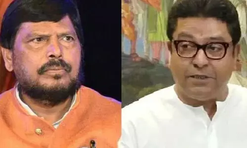 മസ്ജിദുകളിലെ ഉച്ചഭാഷിണി: രാജ് താക്കറെയോട് വിയോജിച്ച് കേന്ദ്രമന്ത്രി അതാവലെ