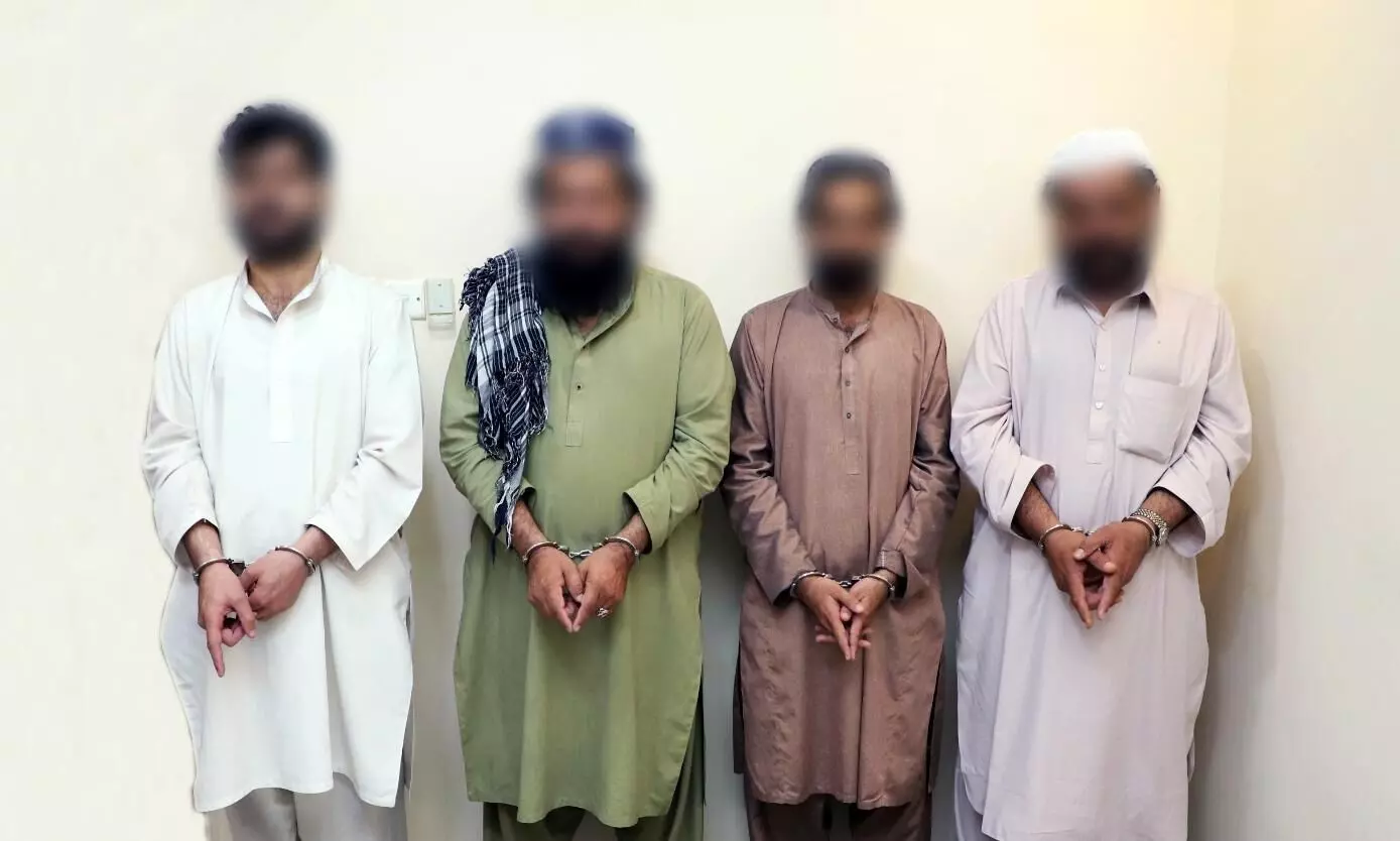 23,000 ദീനാറിന്റെ സ്വർണാഭരണം കവർന്ന സംഘം പിടിയിൽ 23,000 ദീനാറിന്റെ സ്വർണാഭരണം കവർന്ന സംഘം പിടിയിൽ