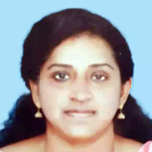 ഓ​ട്ടോ​യും കാ​റും കൂ​ട്ടി​യി​ടി​ച്ച് യു​വ​തി മ​രി​ച്ചു