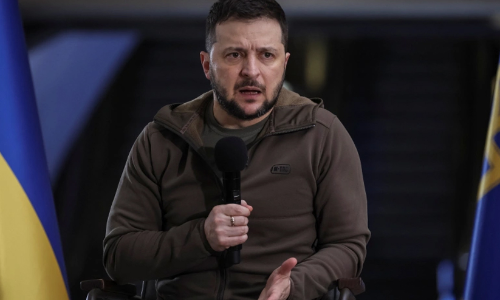 യുദ്ധം യുക്രെയ്നിലാണ്, മോസ്കോയിലെ തെരുവുകളിൽ മൃതദേഹങ്ങളില്ല; ഗുട്ടെറസിന്‍റെ റഷ്യ സന്ദർശനത്തെ വിമർശിച്ച് സെലൻസ്കി