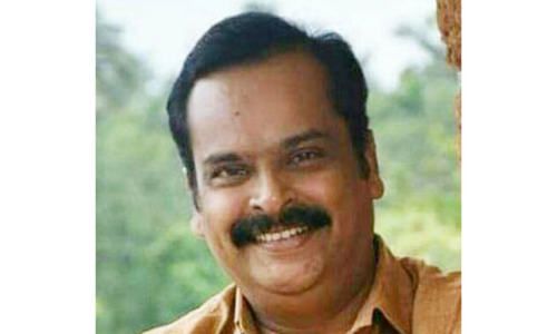 പ്രവാസത്തിന് തിരശ്ശീല; ജ​യ​ശ​ങ്ക​ർ ഇനി നാട്ടിലെ അരങ്ങിൽ