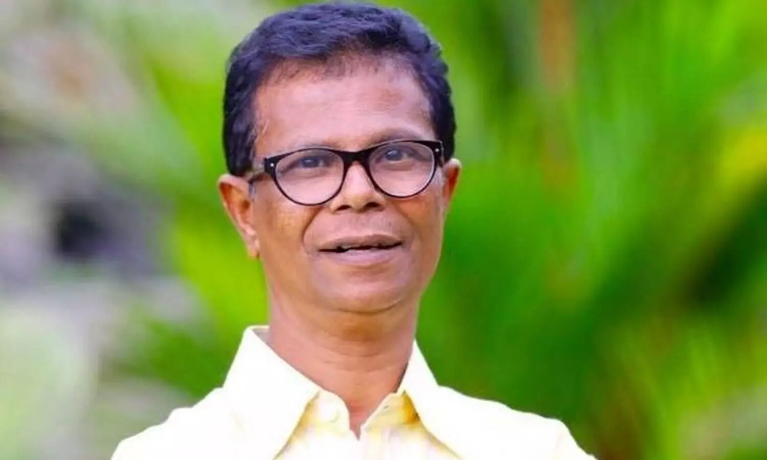 നടൻ ഇന്ദ്രൻസിന്റെ അഭ്യർഥന-ചലച്ചിത്ര അക്കാദമി ഭരണസമിതി അംഗത്വത്തിൽ നിന്ന് ഒഴിവാക്കണം