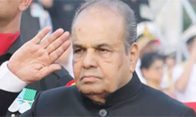 ഗവർണർ പദവിയിൽ സാധാരണക്കാരോടൊപ്പം