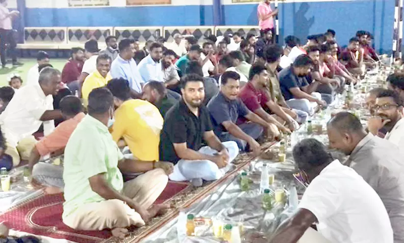 ആ​ഞ്ഞി​ല​ങ്ങാ​ടി പ്ര​വാ​സി കൂ​ട്ടാ​യ്മ ഇ​ഫ്താ​ർ