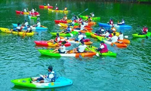 ആവേശമായി കണ്ണൂരിൽ കയാക്കത്തൺ