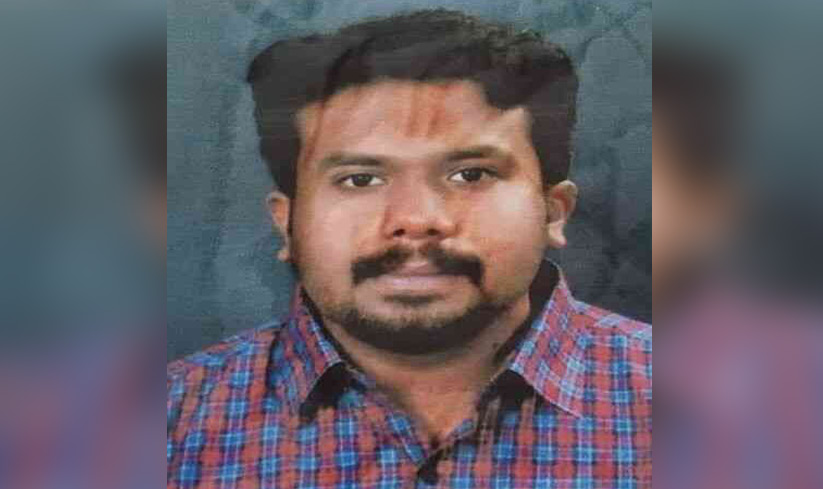 കാർ അപകടത്തിൽ യുവാവ് മരിച്ചു കാർ അപകടത്തിൽ യുവാവ് മരിച്ചു