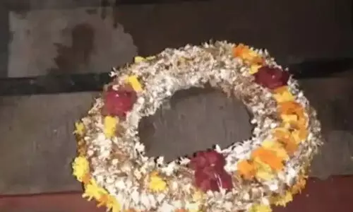 ഹരിദാസൻ വധക്കേസ്: പ്രതിയുടെ വീട്ടിൽ റീത്തും ചന്ദനത്തിരികളും