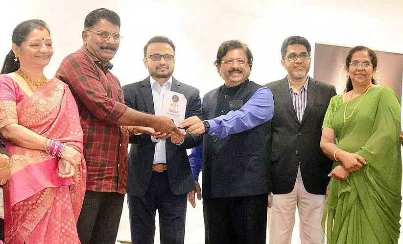 ഭാവലയ ഇഫ്താർ സംഗമവും സ്റ്റേജ് പ്ലേ പുരസ്കാര വിതരണവും ഭാവലയ ഇഫ്താർ സംഗമവും സ്റ്റേജ് പ്ലേ പുരസ്കാര വിതരണവും