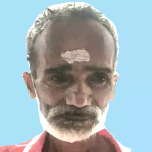 മാ​ങ്ങ പ​റി​ക്കു​ന്ന​തി​നി​ടെ വീ​ണ് മ​രി​ച്ചു