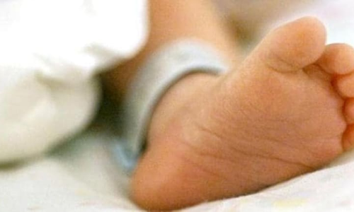 രാമനാട്ടുകരയില്‍ പിഞ്ചുകുഞ്ഞിനെ വഴിയിൽ ഉപേക്ഷിച്ച നിലയിൽ കണ്ടെത്തി