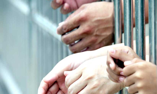 ഫാക് കുറുബ 424​ പേർകൂടി ജയിൽമോചിതരായി