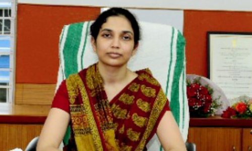 ദീർഘകാല അവധിയും പ്രതീക്ഷിച്ച് കാസർകോട്ട് വരേണ്ട; ഉദ്യോഗസ്ഥർക്ക് മുന്നറിയിപ്പായി കലക്ടറുടെ ഉത്തരവ്