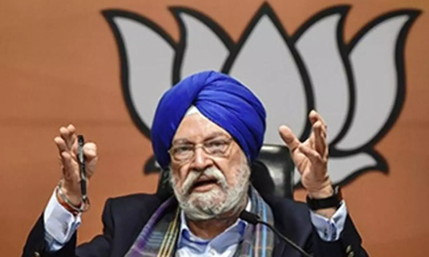 വിമാന ഇന്ധനത്തിന് ഉയർന്ന നികുതി: വിമർശനവുമായി മന്ത്രി