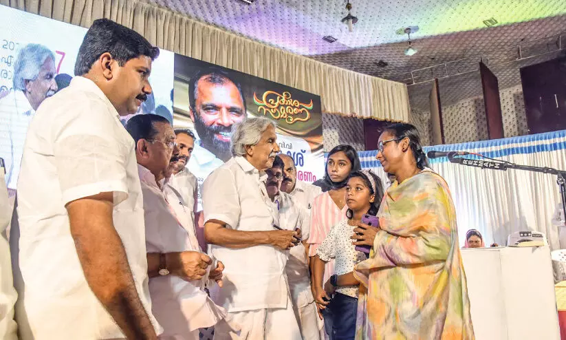 കോൺഗ്രസിനെ എഴുതി തള്ളാമെന്ന് വിചാരമുണ്ടെങ്കിൽ നടക്കില്ല -ഉമ്മൻ ചാണ്ടി