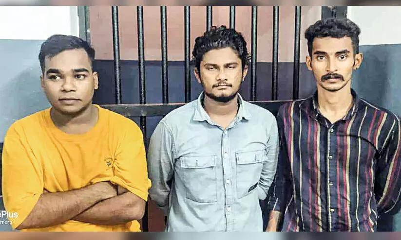 Harassment by lover Boyfriend and gang arrested