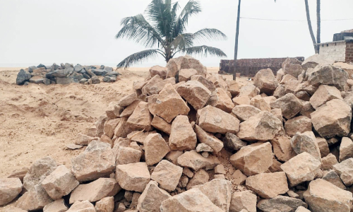 മൊഗ്രാലിൽ കടൽഭിത്തി നിർമാണത്തിന് ശാശ്വത പരിഹാരമാവുമോ?