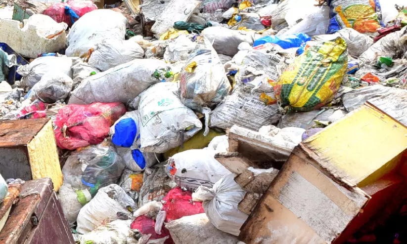 പ്ലാസ്റ്റിക് വീണ്ടുമെത്തി,ശക്തിയോടെ പ്ലാസ്റ്റിക് വീണ്ടുമെത്തി,ശക്തിയോടെ