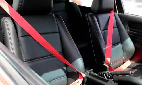 റാ​സ​ല്‍ഖൈ​മ​യി​ല്‍ 1033 സീ​റ്റ്ബെ​ല്‍റ്റ് ലം​ഘ​ന​ങ്ങ​ള്‍