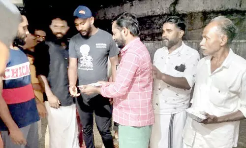 മുള്ളൻപാറ പള്ളിയിൽ രാജന്റെയും കുടുംബത്തിന്റെയും നോമ്പുതുറ മുള്ളൻപാറ പള്ളിയിൽ രാജന്റെയും കുടുംബത്തിന്റെയും നോമ്പുതുറ