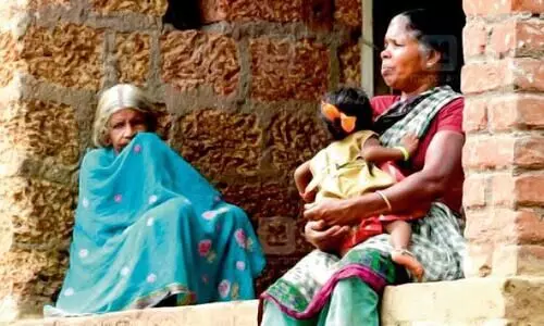 വംശഹത്യ മുനമ്പിൽനിന്ന് ഒരു സങ്കടഹരജി വംശഹത്യ മുനമ്പിൽനിന്ന് ഒരു സങ്കടഹരജി