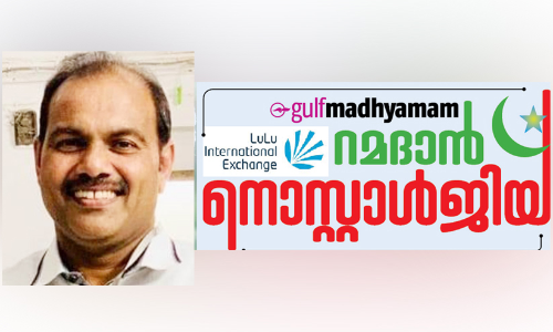 റ​മ​ദാ​നി​ലെ ഫ്രൂ​ട്ട് ക​ച്ച​വ​ടം