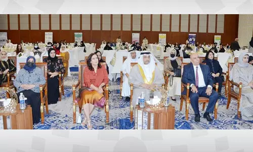 കോ​വി​ഡ്​ വാ​ക്സി​നു​ക​ൾ മി​ക​ച്ച ഫ​ല​മു​ണ്ടാ​ക്കി -ഡോ. ​വ​ലീ​ദ് അ​ൽ മാ​നി​അ്