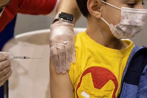 5-12 വയസ്സ് പ്രായമുള്ള കുട്ടികളിലെ വാക്സിനേഷന് മുമ്പ് സീറോ സർവേ നടത്തണമെന്ന് ഉ​പദേശക സമിതി