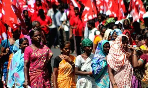 ഗതാഗതം സ്തംഭിക്കും: ബംഗളൂരുവിൽ മേയ്ദിന റാലിക്ക്  ഹൈകോടതി വിലക്ക്