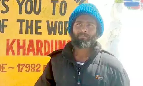 കാൽനടയായി ലഡാക്കിൽ; ലക്ഷ്യം നേടി ആബിദ്