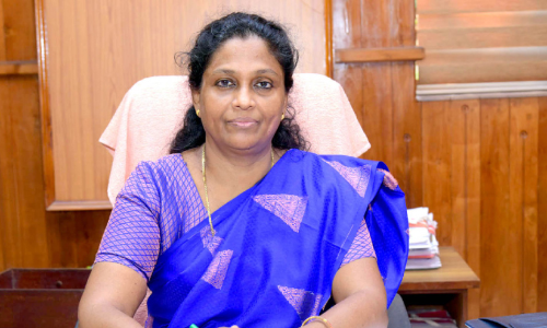 എ.ഡി.എം പടിയിറങ്ങുന്നു; പിന്നിട്ടത് 32 സർവിസ് വര്ഷങ്ങള് എ.ഡി.എം പടിയിറങ്ങുന്നു; പിന്നിട്ടത് 32 സർവിസ് വര്ഷങ്ങള്