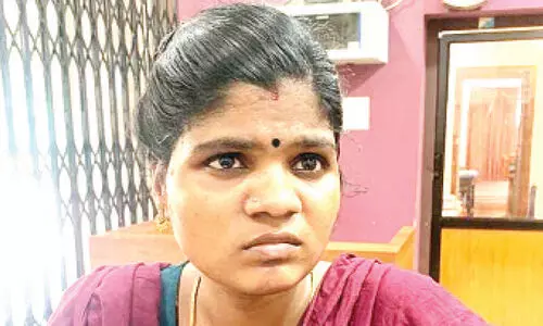 ബസ് യാത്രയിൽ കവർച്ച; യുവതി പിടിയിൽ