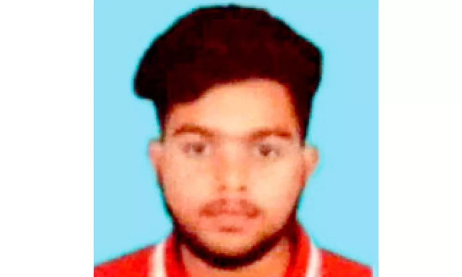 യുവാവ് അയല്‍വീട്ടില്‍ തൂങ്ങി മരിച്ച നിലയില്‍