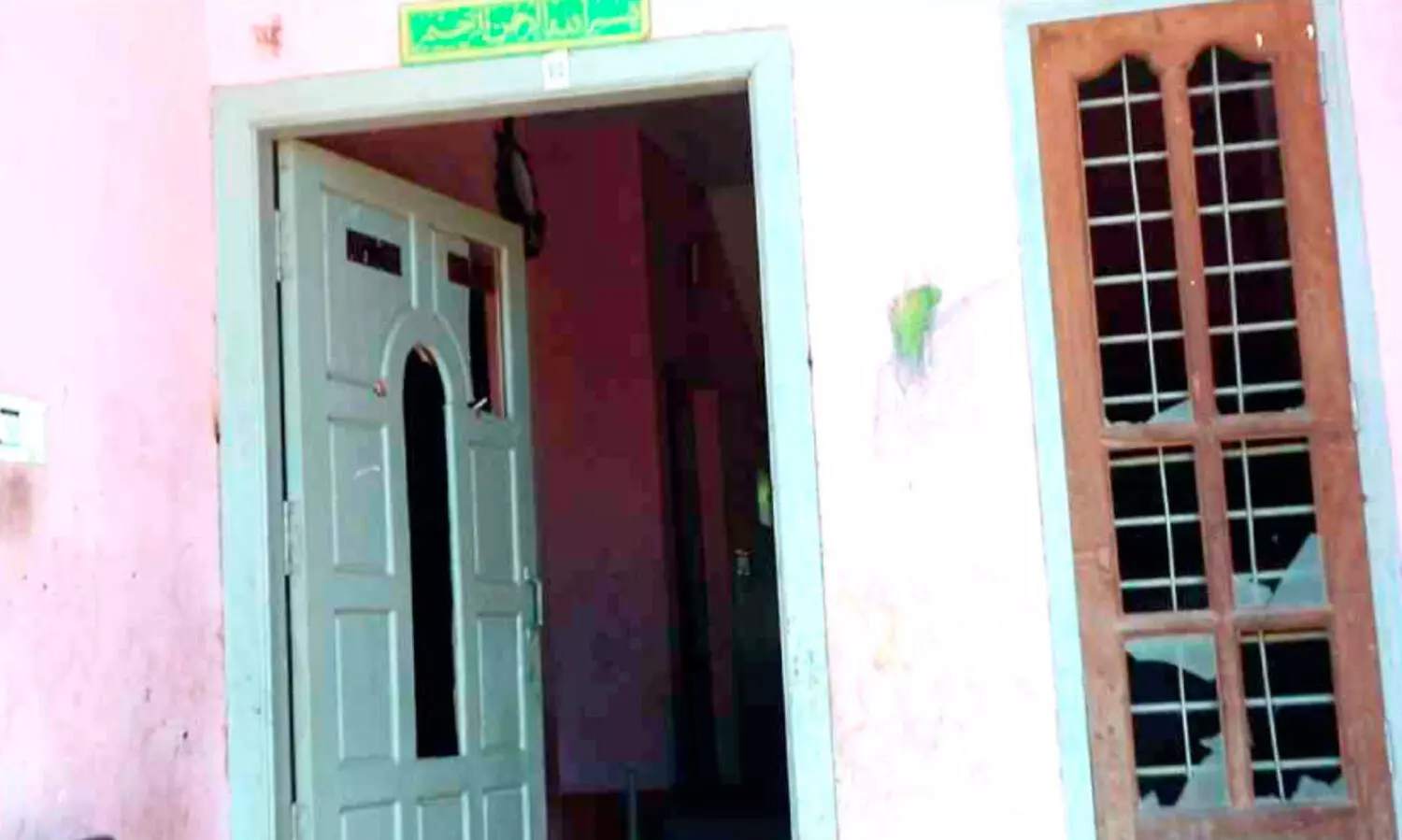 മദ്യലഹരിയിൽ ഭാര്യയുടെയും ബന്ധുവിന്‍റെയും വീടുകൾ അടിച്ചുതകർത്തു